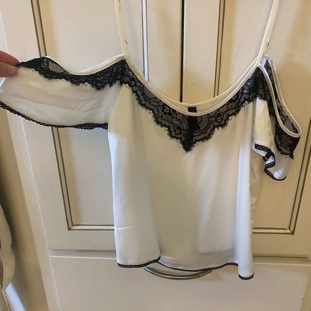 Thistle and Spire off the shoulder lace top. Small